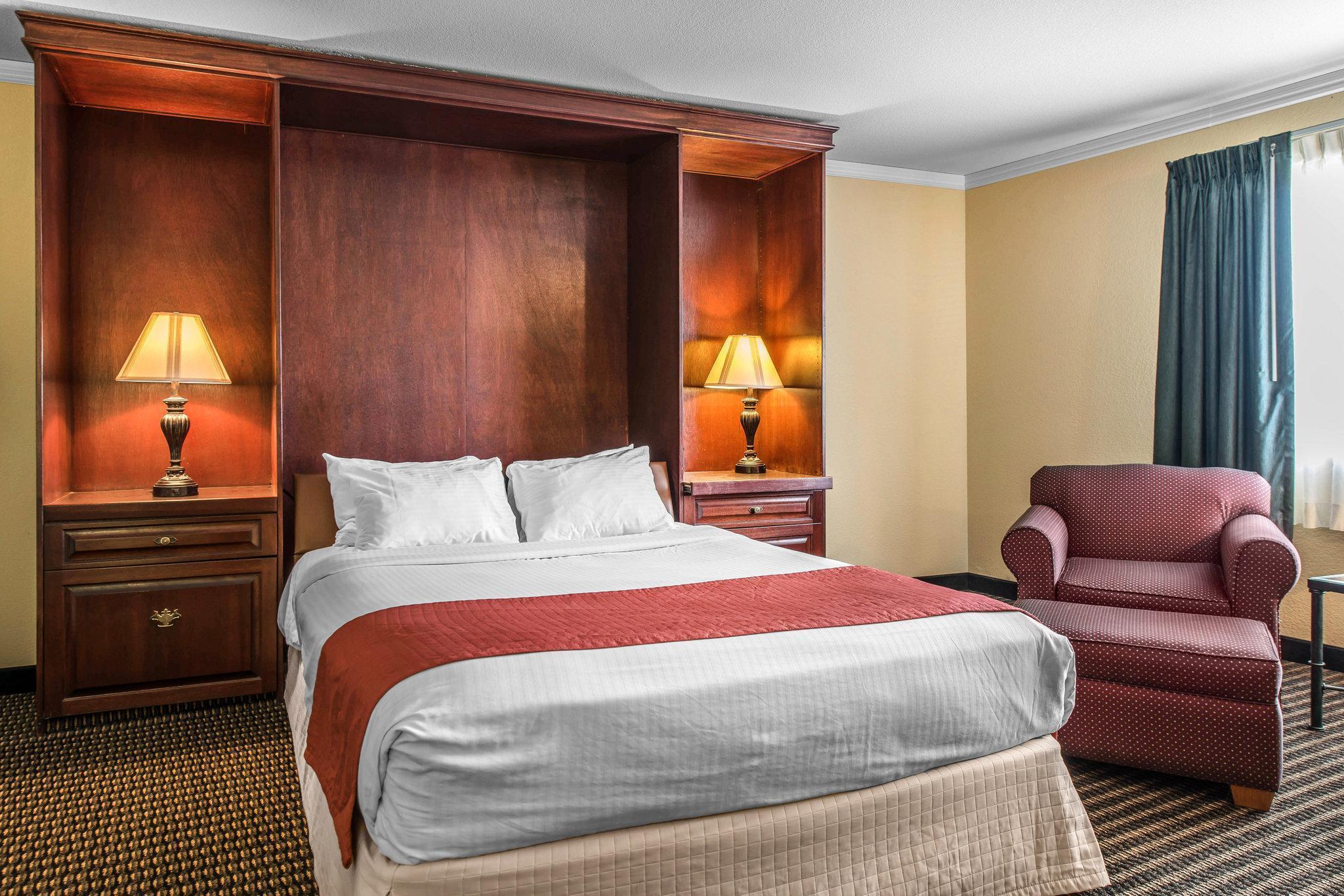 Travelodge By Wyndham Stratton Extérieur photo