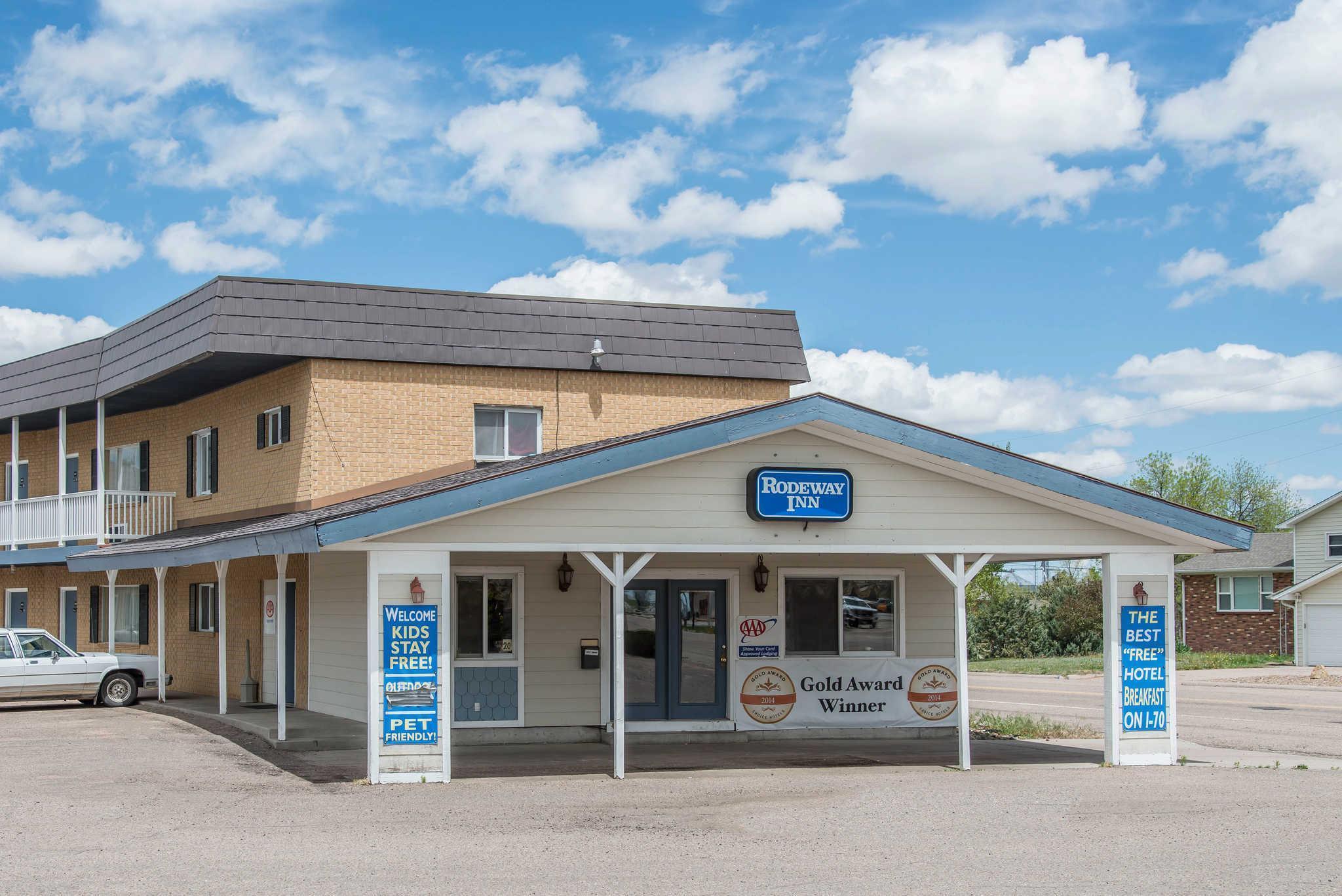 Travelodge By Wyndham Stratton Extérieur photo