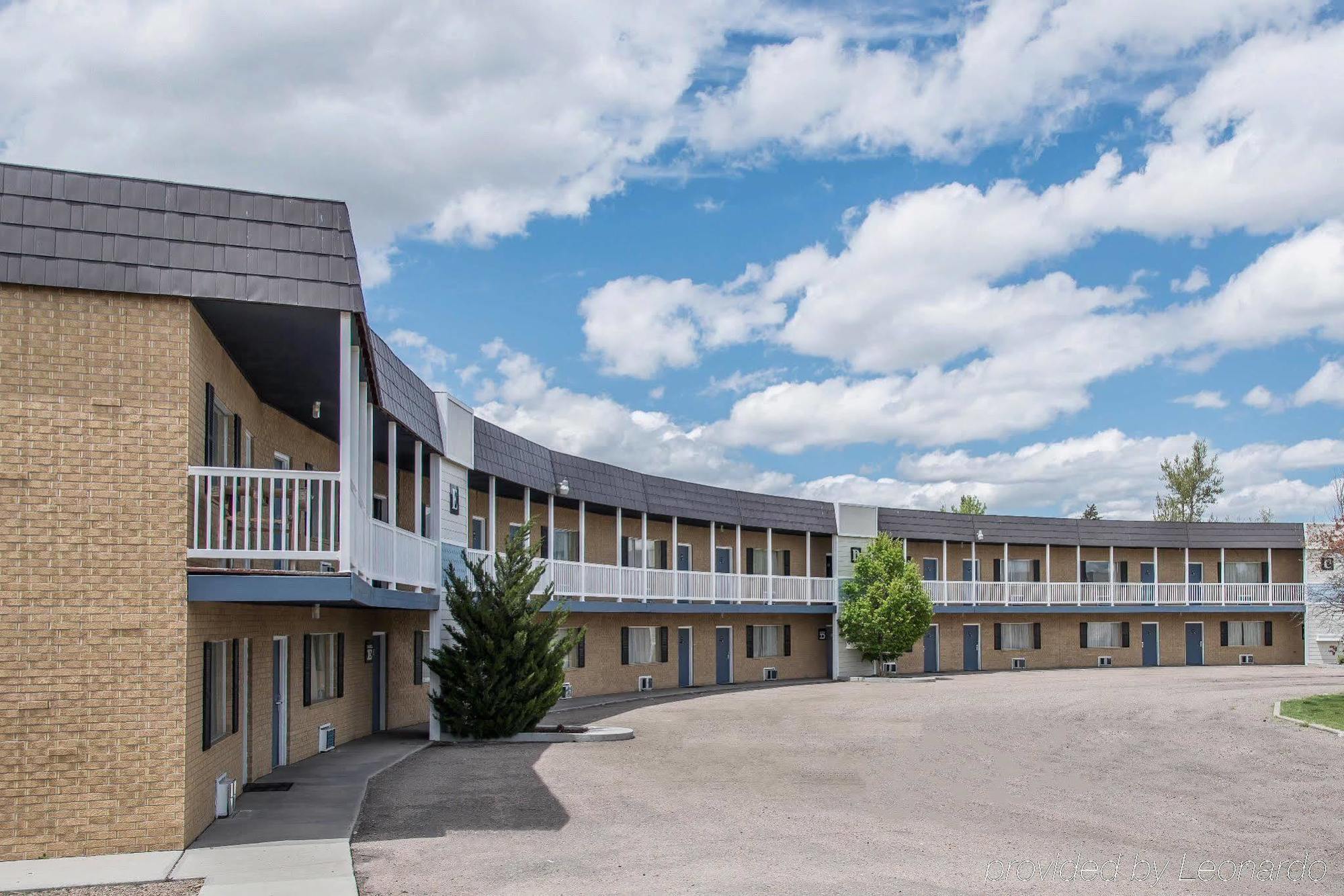 Travelodge By Wyndham Stratton Extérieur photo